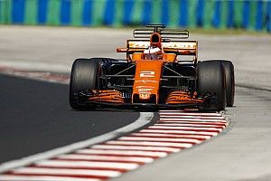 Vandoorne supera Leclerc e lidera manhã de testes na Hungria