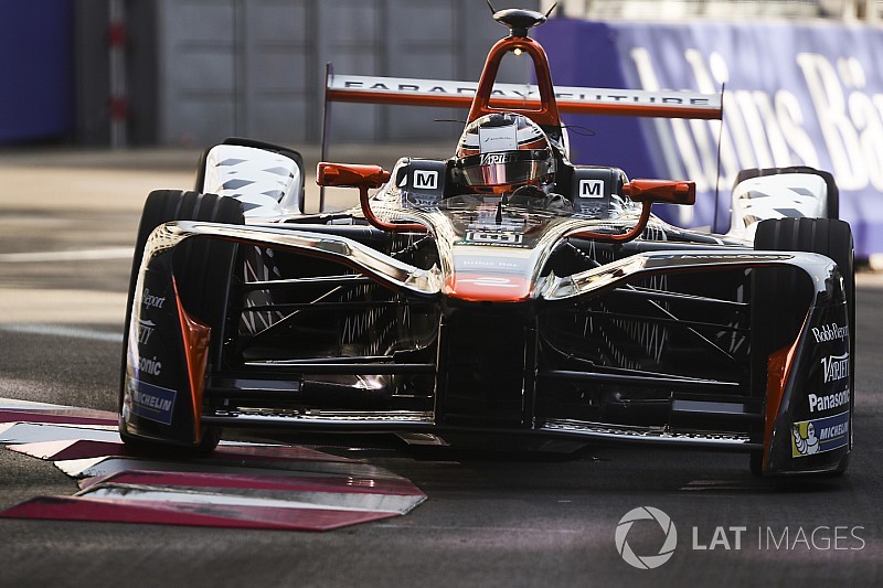 Dragon reverts to solo Formula E entry