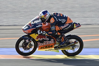 Valencia Moto3: Binder comes back from 22nd to win finale