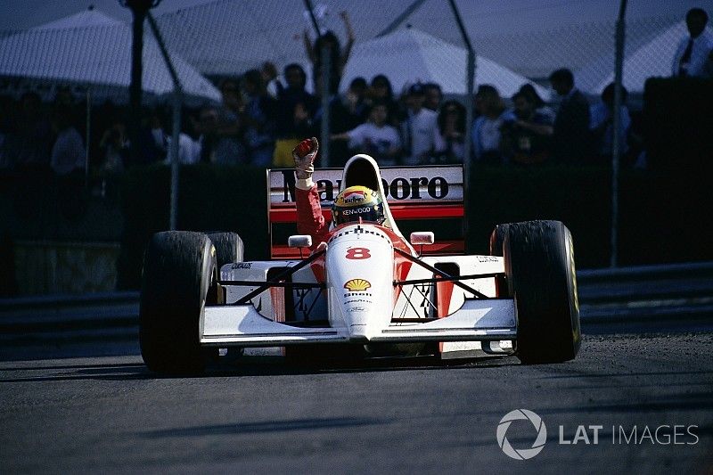 Ayrton Senna, McLaren, s'impose