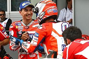 Dianggap beri jalan ke Dovizioso, Lorenzo: Saya tak terlalu menekan
