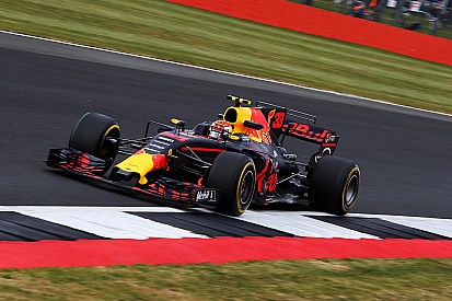 Проблемы с темпом в Сильверстоуне удивили Red Bull