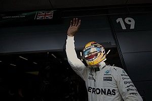 Wolff : Hamilton "en sort plus fort" après les critiques