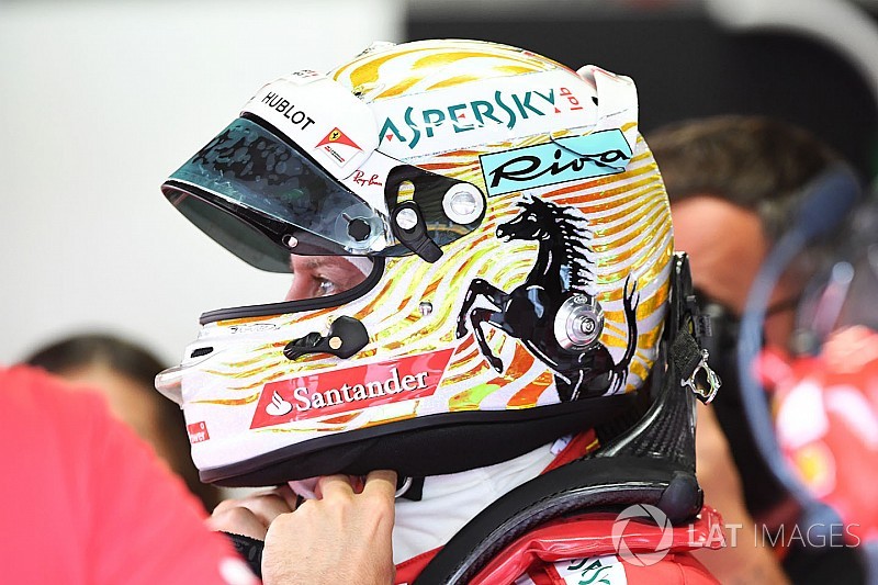 Ferrari: Vettel presenta un nuovo casco anche a Singapore