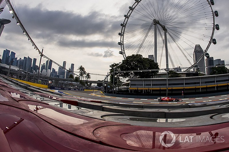 Singapore: piove a dirotto, ma la gara sarà asciutta