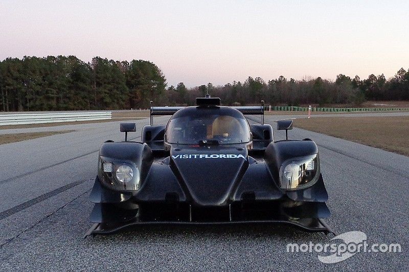 Visit Florida Racing tests its new Riley-Gibson