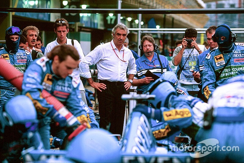 Mothers hide your daughters: Flavio Briatore wordt zeventig