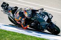 Dani Pedrosa advierte sobre MotoGP 2027: "Los neum&aacute;ticos pueden cambiarlo todo"