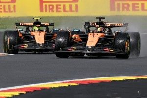 Por qu&eacute; un choque entre los McLaren F1 es "casi inevitable"