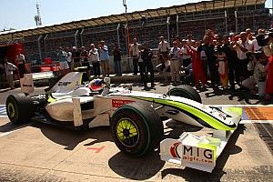 VÍDEO: Rubinho Barrichello volta a guiar Brawn de 2009 em festival no Reino Unido