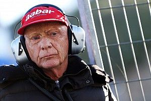 Niki Lauda, tricampeão do mundo de Fórmula 1, morre aos 70 anos