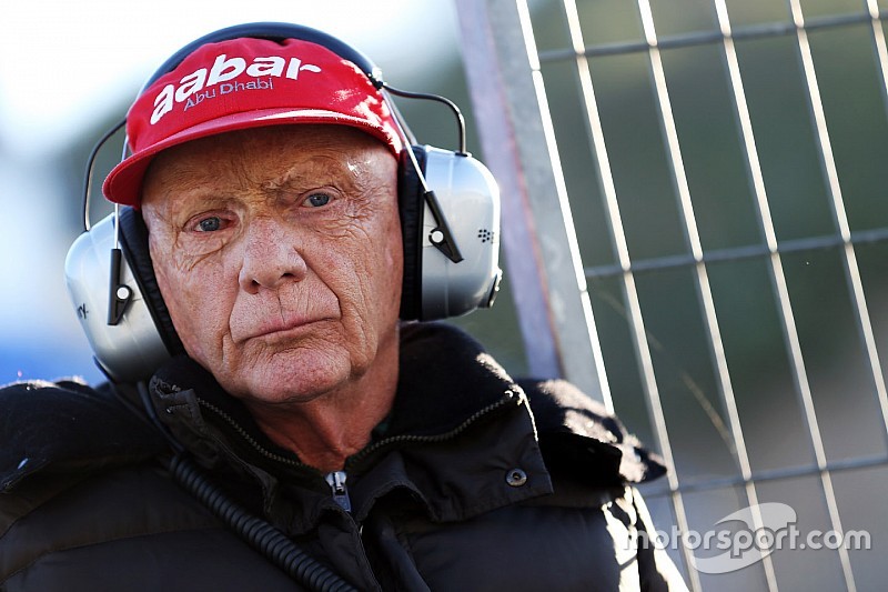Niki Lauda, tricampeão do mundo de Fórmula 1, morre aos 70 anos