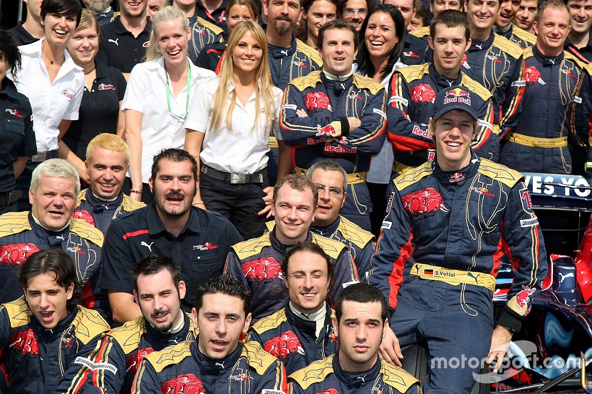 Vettel i AlphaTauri?