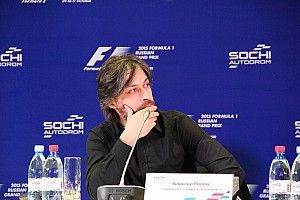 Попов объяснил, почему в России не показывают старые гонки Формулы 1