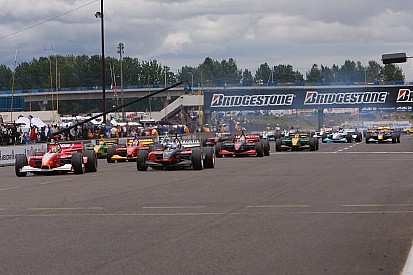 IndyCar standing starts “not a priority” for 2022 regs