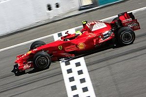 Massa drámája, Räikkönen győzelme a Maláj Nagydíjon: ezen is múlhatott a világbajnoki cím