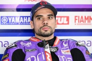 El jefe de Aprilia no descarta fichar a Oliveira como probador