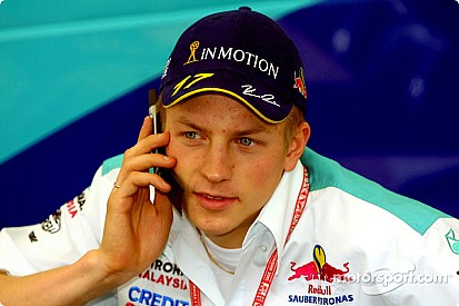 Raikkonen, ilk Formula 1 yarışından önce uyuyakalmış