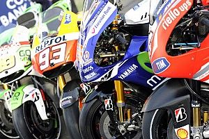 Кто, на чем и зачем? Отвечаем на простые вопросы о тестах MotoGP в Катаре