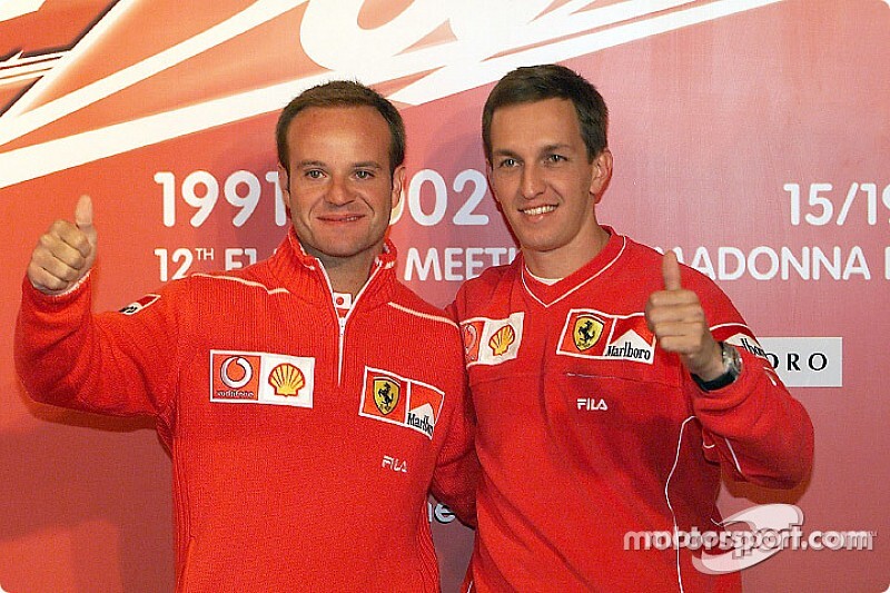 Barrichello conta bastidores e revela papel de Burti na ida para corrida na Austrália
