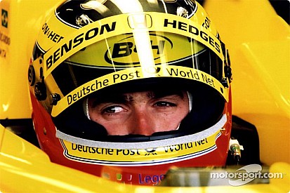 Veja como uma 'cagada' de passarinho 'deu sorte' para Zonta na F1