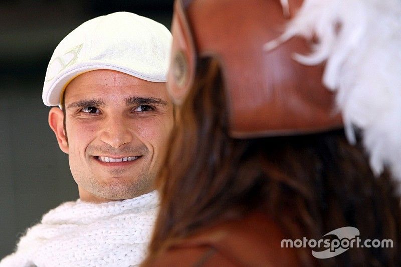 Vitantonio Liuzzi, Scuderia Toro Rosso, mit Girl