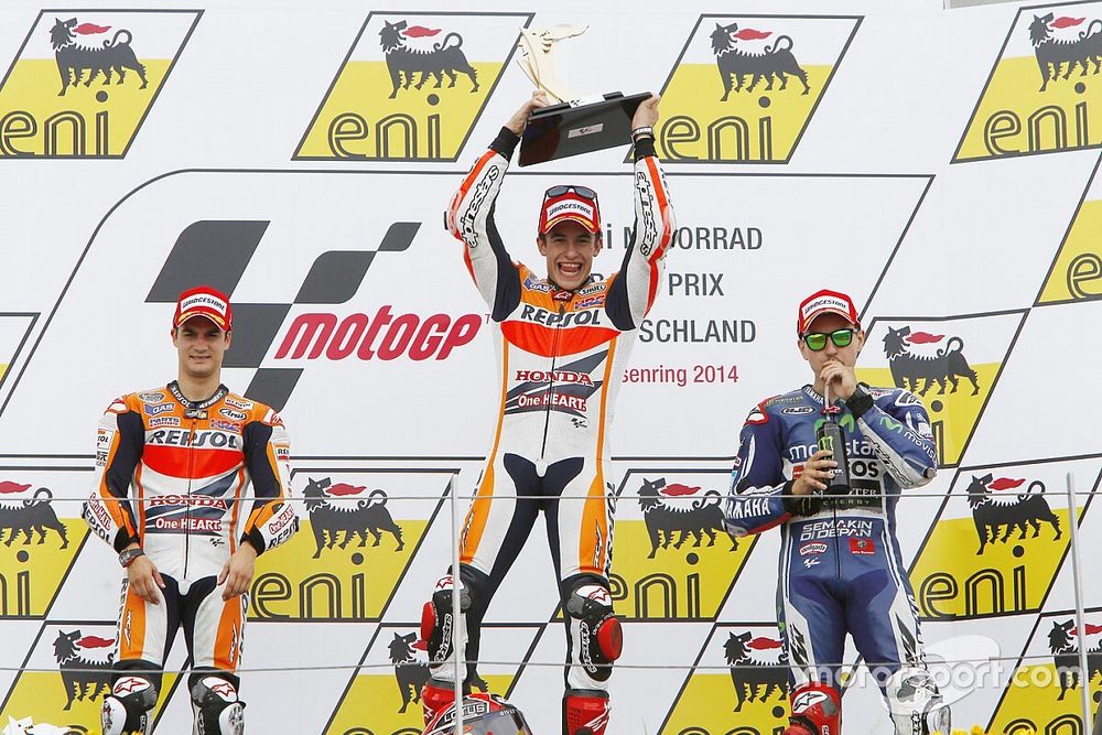 Podio: carrera ganador Marc M&aacute;rquez, segundo puesto de Dani Pedrosa, Jorge Lorenzo el tercer lugar