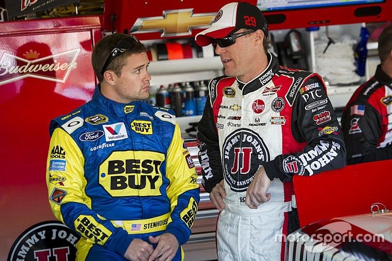 Ricky Stenhouse Jr., Roush Fenway Racing Ford and Kevin Harvick, Richard Childress Racing Chevrolet