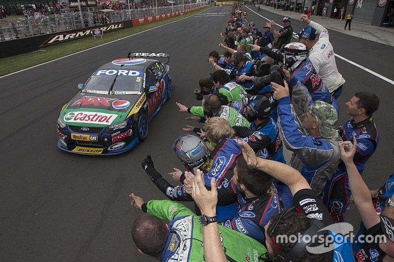 Bathurst-winning Ford appears on used car website