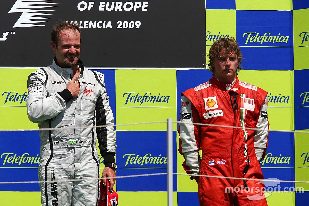 Barrichello celebra Raikkonen por igualar recorde de largadas na F1: "Bem vindo aos 322!"