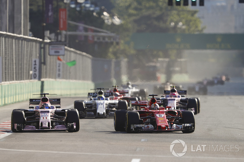 Sebastian Vettel, Ferrari SF70H, Sergio Pérez, Sahara Force India F1 VJM10