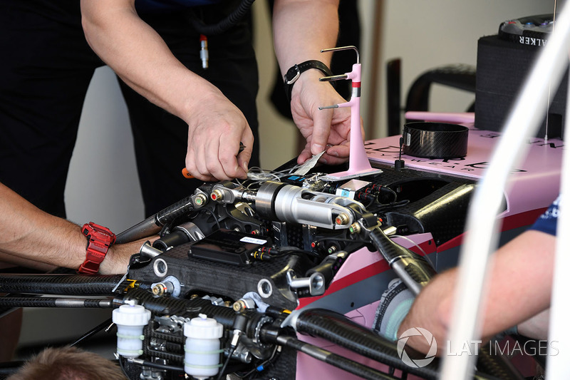 Force India VJM10 ön süspansiyon ve şasi detay