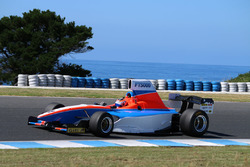 Todd Hazelwood tests the Formula Thunder 5000