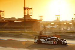 #1 Porsche Team Porsche 919 Hybrid: Timo Bernhard, Mark Webber, Brendon Hartley