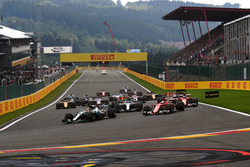 Lewis Hamilton, Mercedes-Benz F1 W08 leads at the start of the race