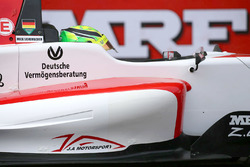 Mick Schumacher sur la grille de départ