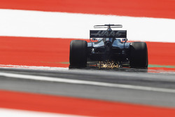Romain Grosjean, Haas F1 Team VF-17