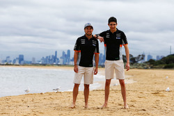 Sergio Perez, Sahara Force India F1 et Esteban Ocon, Sahara Force India F1 Team à Brighton Beach