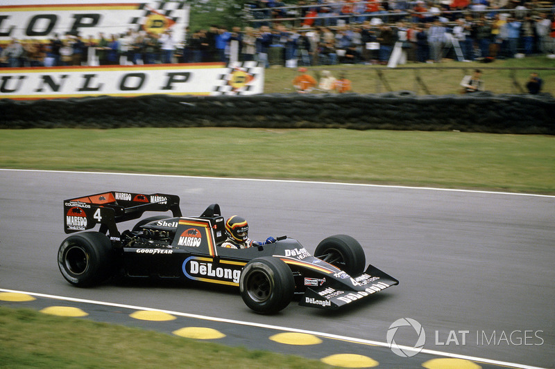 Tyrrell 012-Ford