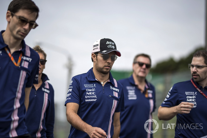 Sergio Perez, Sahara Force India walks the track