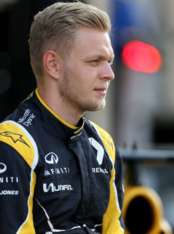 Kevin Magnussen, Renault Sport F1 Team