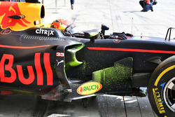 Max Verstappen, Red Bull Racing RB13, mit FlowViz-Farbe