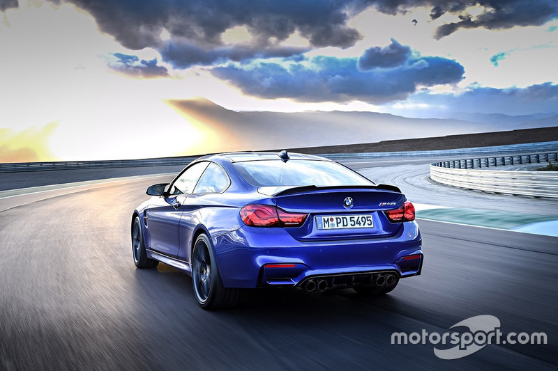 BMW M4 CS