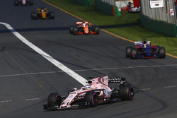 Серхио Перес, Sahara Force India F1 VJM10, Даниил Квят, Scuderia Toro Rosso STR12, Фернандо Алонсо,