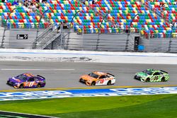 Matt Kenseth, Joe Gibbs Racing Toyota, Daniel Suarez, Joe Gibbs Racing Toyota, Denny Hamlin, Joe Gib