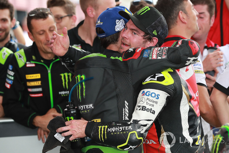 Il secondo classificato Johann Zarco, Monster Yamaha Tech 3, il vincitore della gara Cal Crutchlow, Team LCR Honda