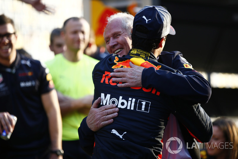 Helmut Markko, Consultant, Red Bull Racing y Daniel Ricciardo, Red Bull Racing