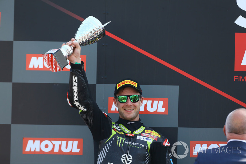 Podio: il secondo classificato Jonathan Rea, Kawasaki Racing