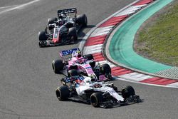 Sergey Sirotkin, Williams FW41, Esteban Ocon, Force India VJM11 and Romain Grosjean, Haas F1 Team VF-18