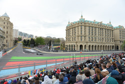 Lewis Hamilton, Mercedes-AMG F1 W09 EQ Power+